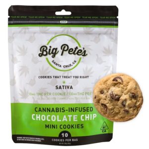 The Chocolate Chip is a classic. Who could resist the taste of semi sweet chocolate chips and buttery vanilla cookie? Awesome with ice cream, Chocolate Chip may be America's most famous cookie and we agree. The Chocolate Chip Sativa 10-pack is 10mg per cookie with 100mg per bag!